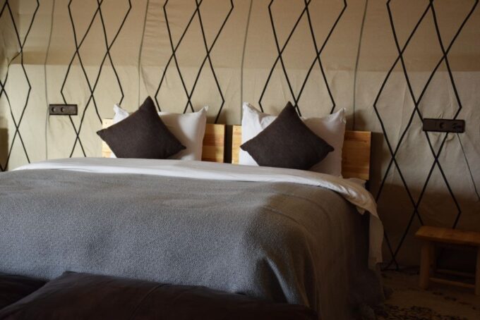 Merzouga: Desert Overnight In Luxury Tent & Sandboarding - Camel Ride and Sunset Viewing