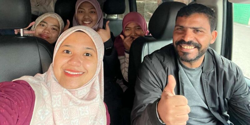 Merzouga: Transfer to Fes - Vehicle and Amenities
