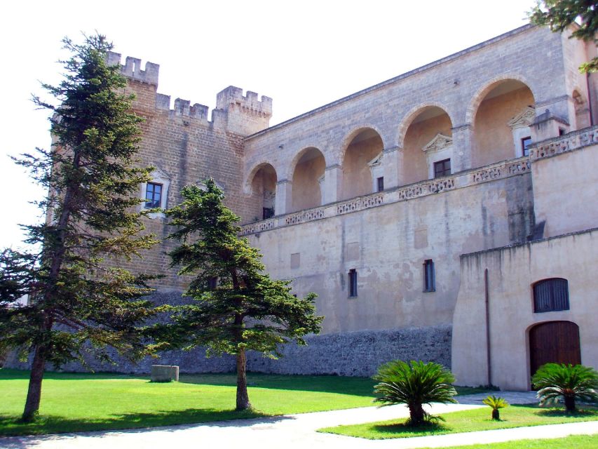 Mesagne: Private Tour of Ancient Town and Outdoor Museum - Mesagne Castle and Museum