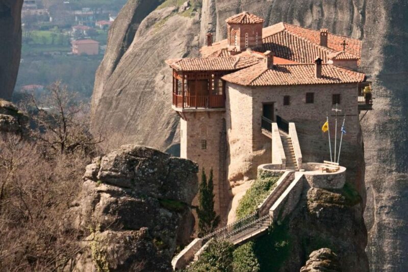 Meteora Homo-Sapiens Museum & 300 Spartans Battlefield - Whats Included