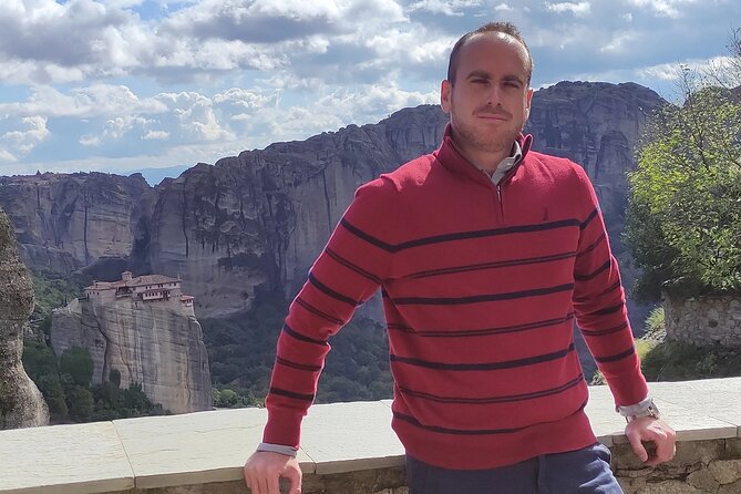 Meteora: Private Day Trip From Thessaloniki - Tour Considerations