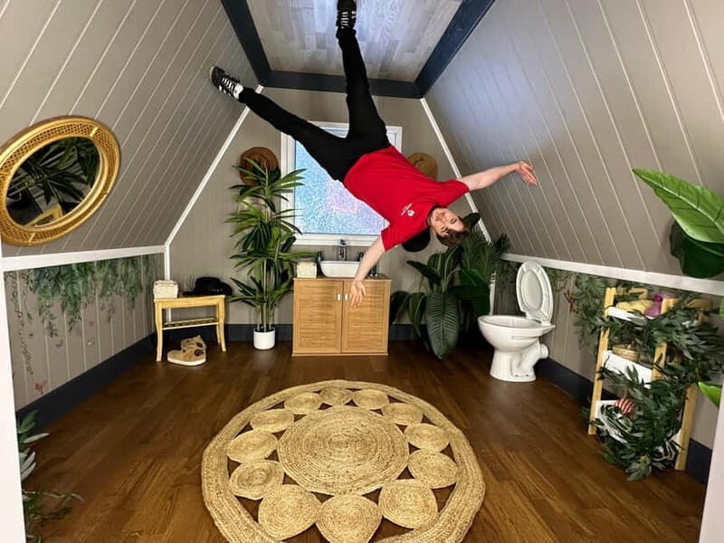 Metrocentre: Upside Down House Entry Ticket - FAQ