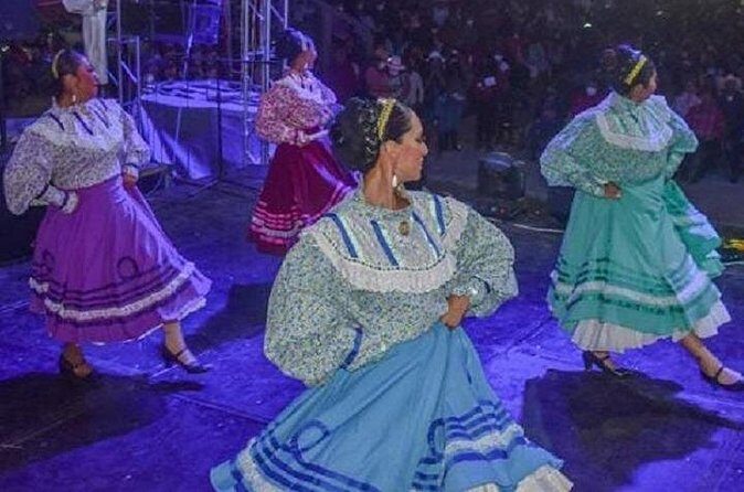 Mexican Fiesta Show & Dinner - Who Would Enjoy This Experience?