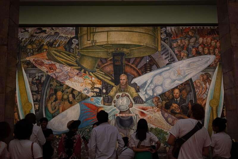 Mexican muralism with a true Art lover - Practical Details and Value