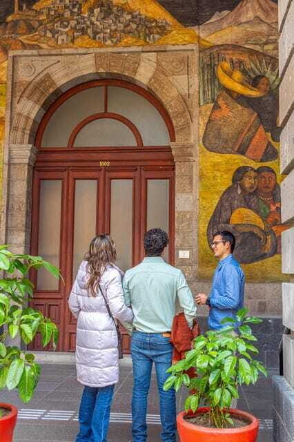 Mexican muralism with a true Art lover - Who Is This Tour Best For?