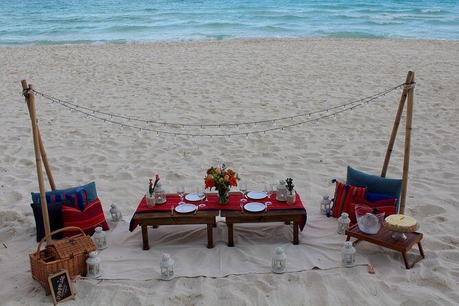 Mexican Picnic on the Beach with Friends - Introduction