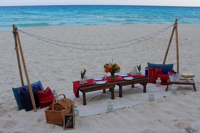 Mexican Picnic on the Beach with Friends - Who Will Love This Experience  