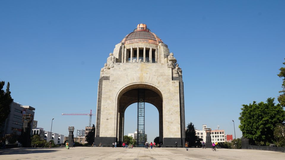 Mexico City: 19 City Highlights Bicycle Tour - Chapultepec Forest