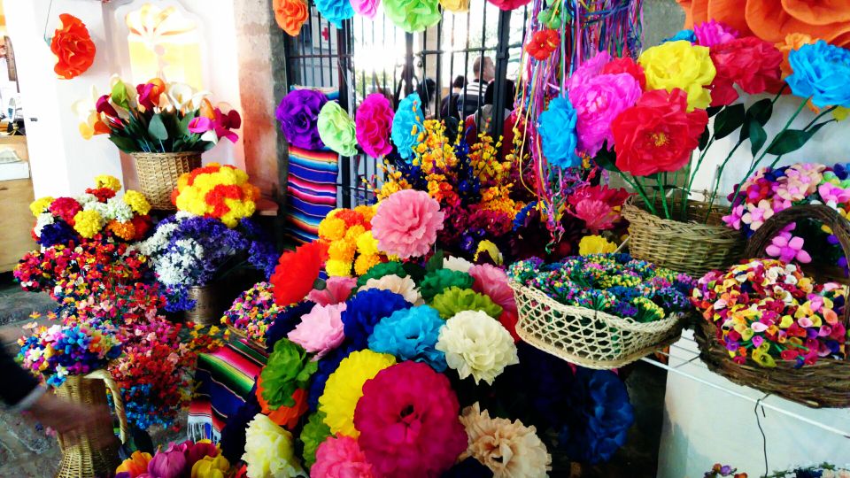 Mexico City: Bazaar Saturday, Convent of Carmen & San Angel - Neighborhood of Chimalistac and San Angel