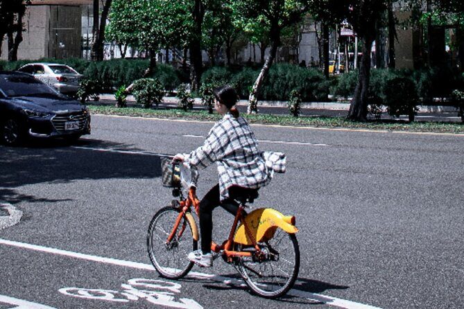 Mexico City Bike Tour: Pedal through Historic Landmarks - The Sum Up