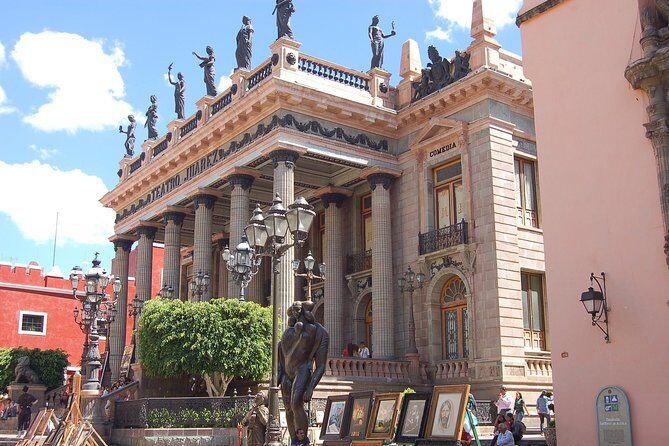 Mexico City: Book A Local Host - Reviews and Authentic Voices