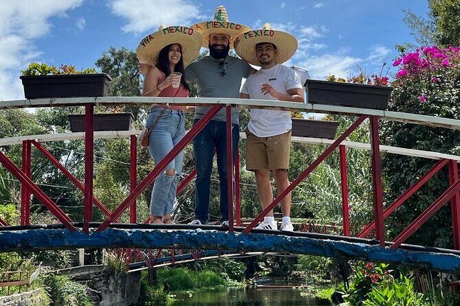 Mexico City Canals by Boat with Live Commentary with Meal Drinks - FAQ