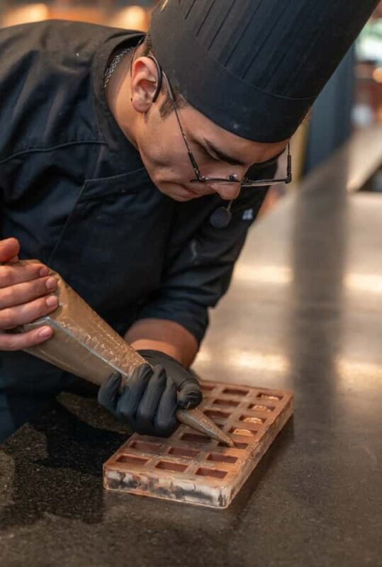 Mexico City: Choco Story Zocalo, Visit and Chocolate Tasting - Group Size and Accessibility