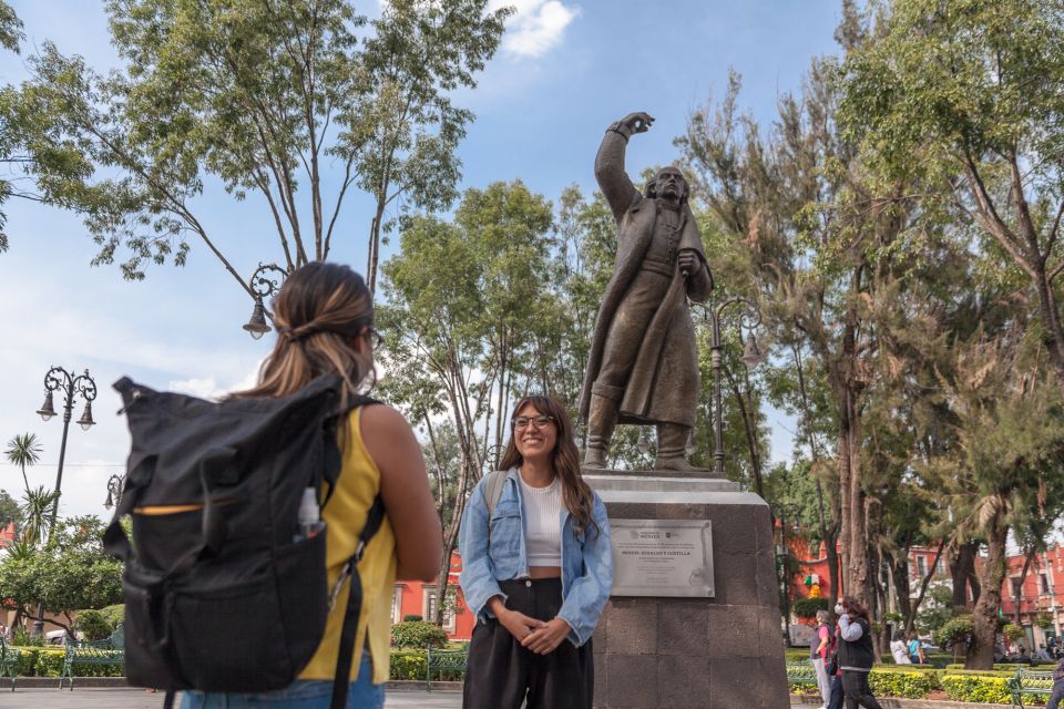 Mexico City: Coyoacán Area Food & Drink Tastings Guided Tour - Contemporary Cuisine Tastings