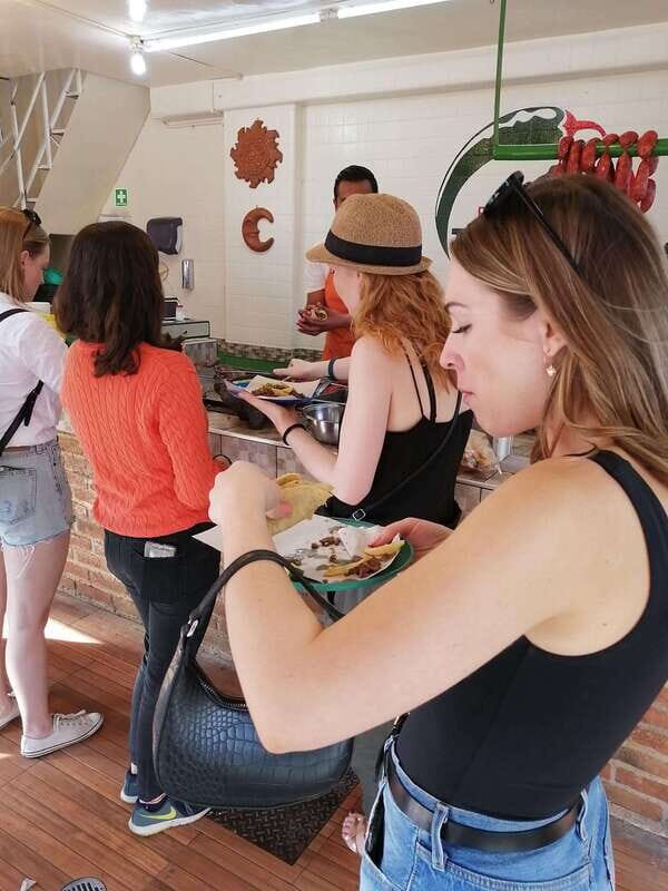 Mexico City: Eat & Explore Street Food - Detailed Tour Breakdown
