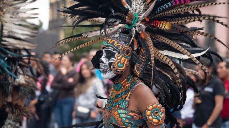 Mexico City: Gay Plazas - Key Points