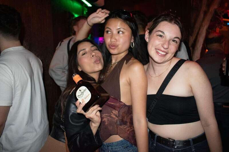 Mexico City: Guided Pub Crawl with Party Games - What to Expect at Each Venue