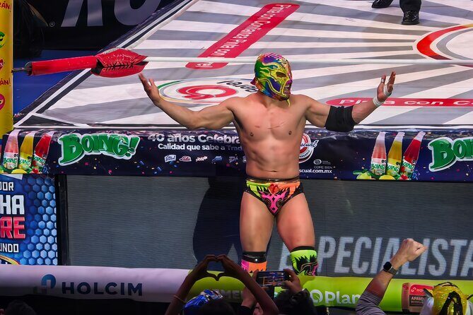 Mexico City: Guided Wrestling Tour with Show and Coffee Route - Key Points