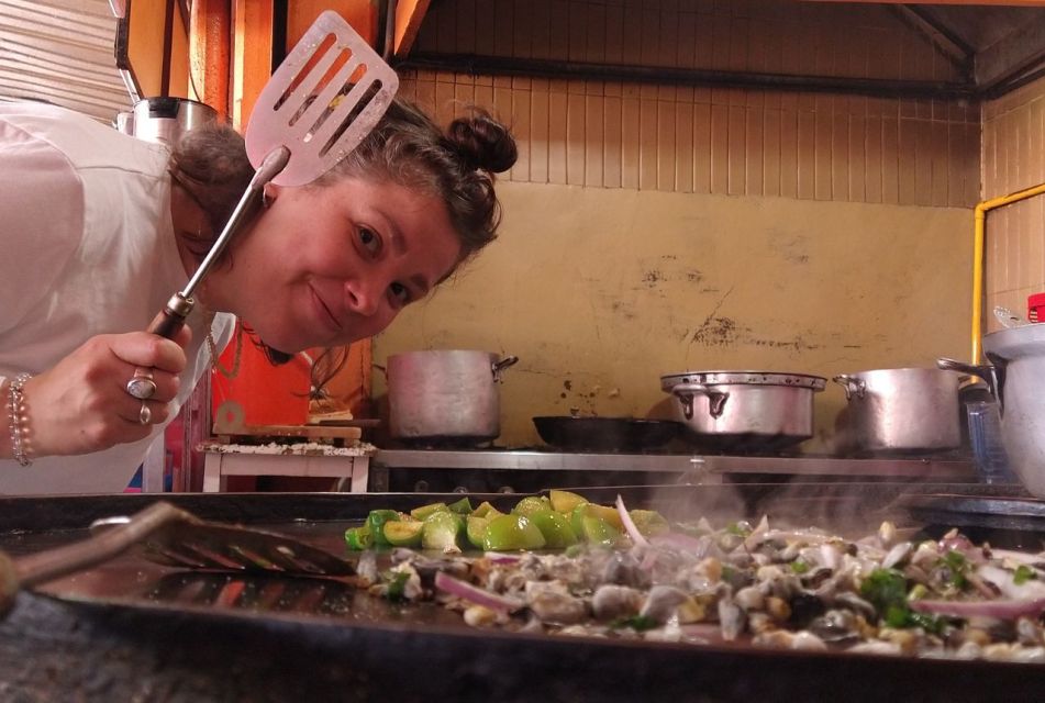 Mexico City: Half-Day Market Secrets and Salsa Making Tour - Savoring Street Food Delights