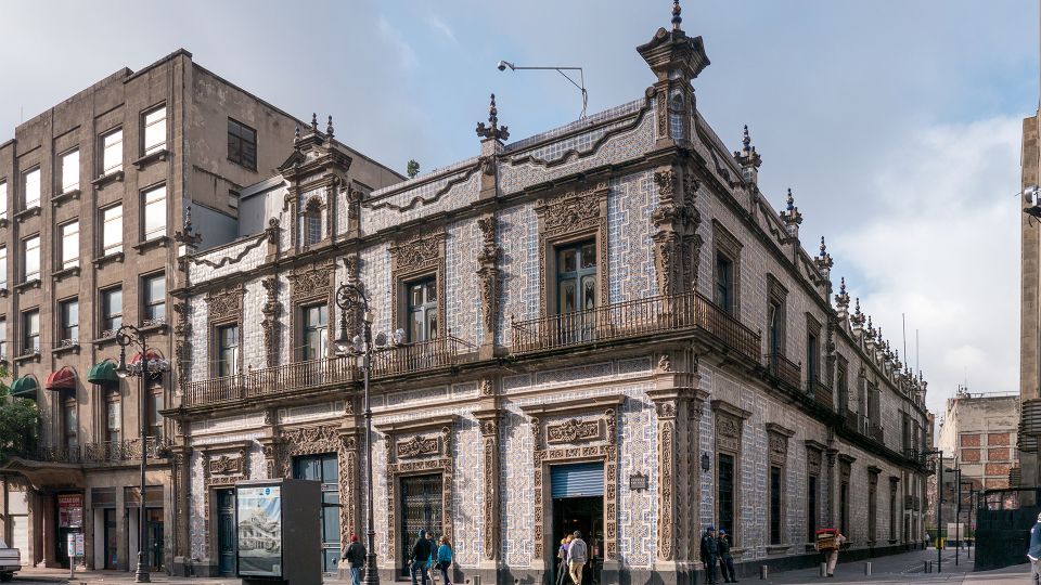 Mexico City: Historic Downtown Walking Tour - Traditional Mexican Bakery