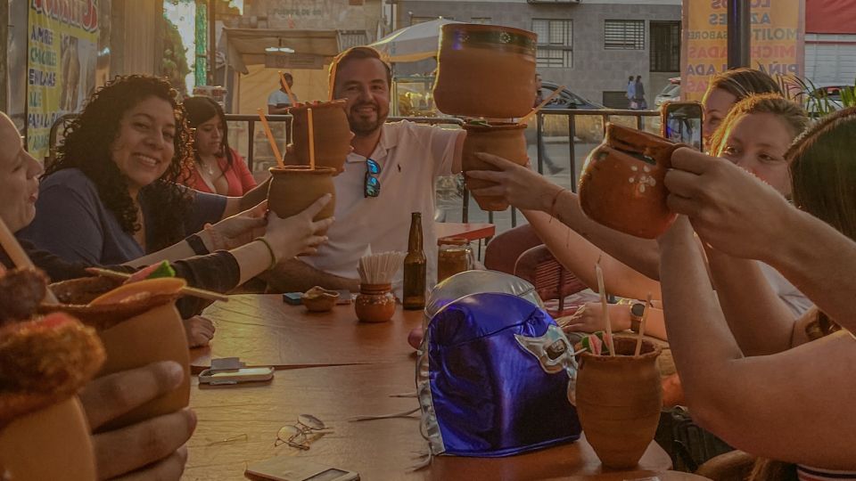 Mexico City: Lucha Libre Show, Mariachi & Tequila - Tour Duration and Inclusions