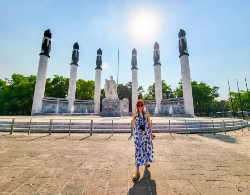 Mexico City Private Chapultepec Tour: The Magic Castle - Key Points