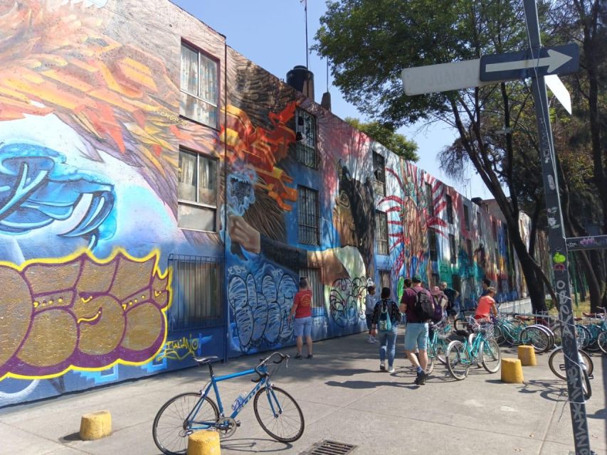 Mexico City: Street Art Bike Tour With Snack - Key Points