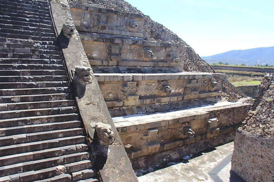 Mexico City: Trip to Teotihuacan Pyramids & Guadalupe Shrine - Lunch at Teotihuacan