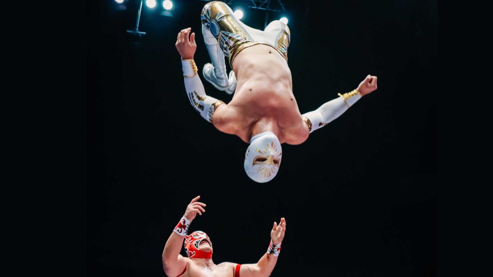 Mexico City: Wrestling Show Access & Double Decker Bus Tour - Meeting Point and Logistics