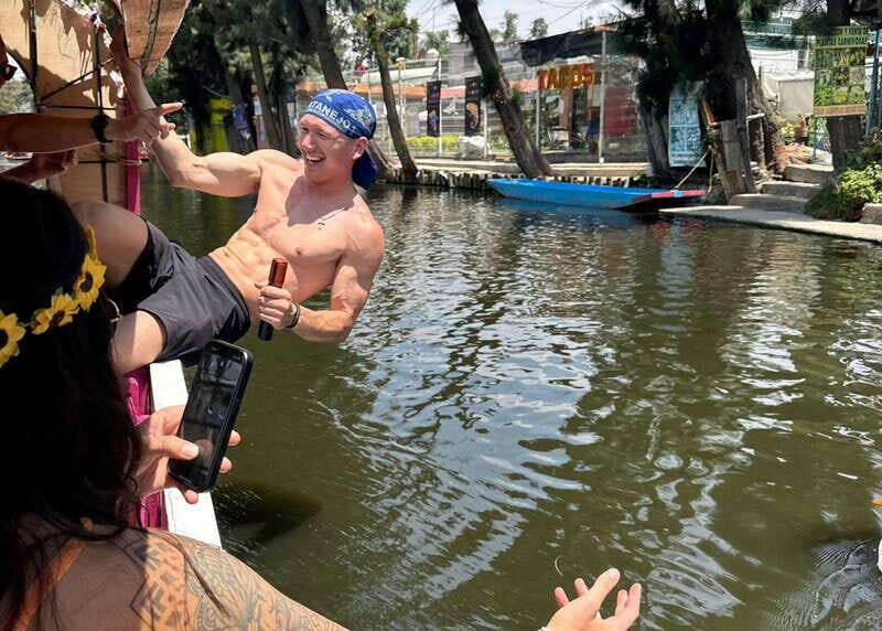 Mexico City: Xochimilco Boat Party with Unlimited Drinks - Considerations and Tips