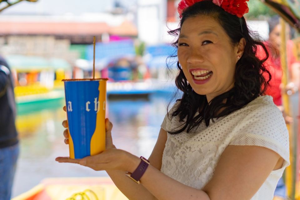 Mexico City: Xochimilco Boat Tour With Meal and Drinks - Key Points