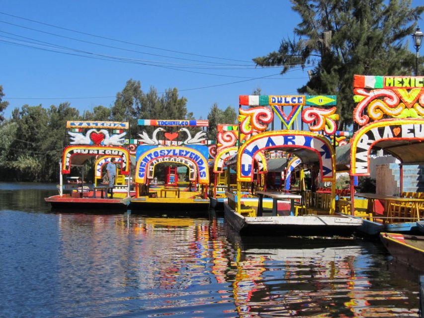 Mexico: Coyoacan & Xochimilco: VW Bus, Boat, Brunch & Fun - Private Tour Options