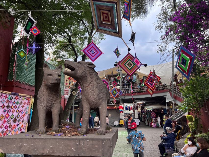 Mexico: Private Xochimilco and Colonial Coyoacan Trip - Passing by Iconic Mexico City Landmarks