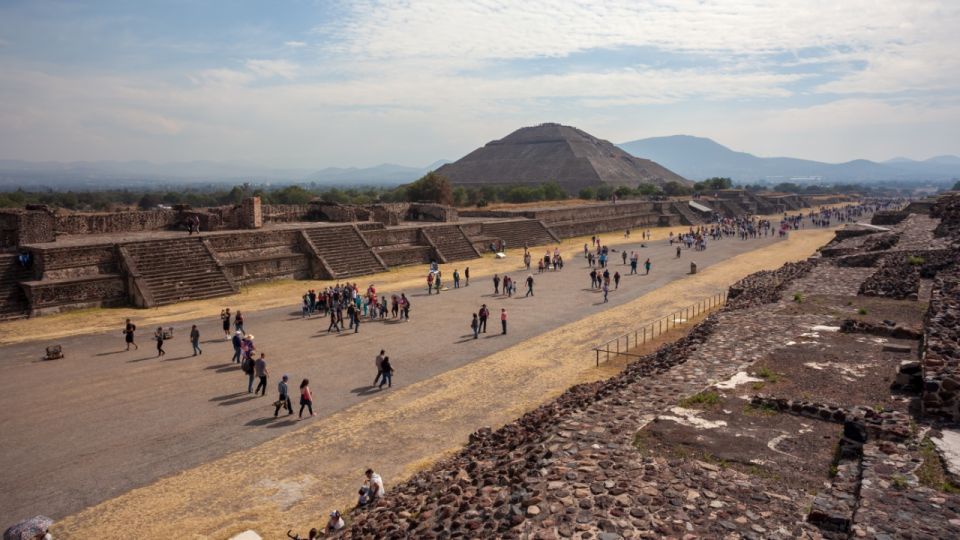 Mexico: Pyramids of Teotihuacan & Basilica of Guadalupe - Frequently Asked Questions