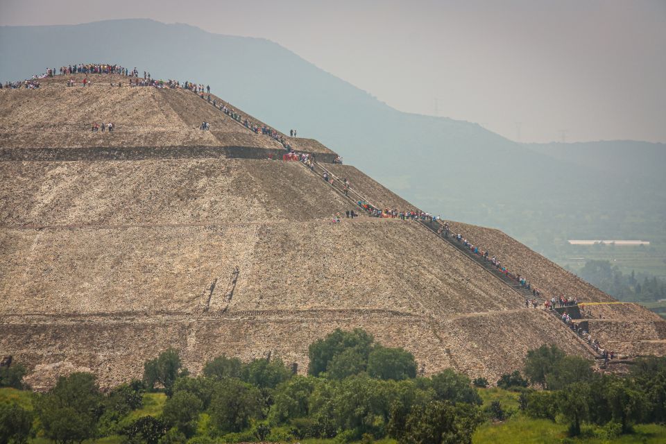 Mexico: Teotihuacan and Guadalupe Sanctuary Private Tour - Basilica of Our Lady of Guadalupe