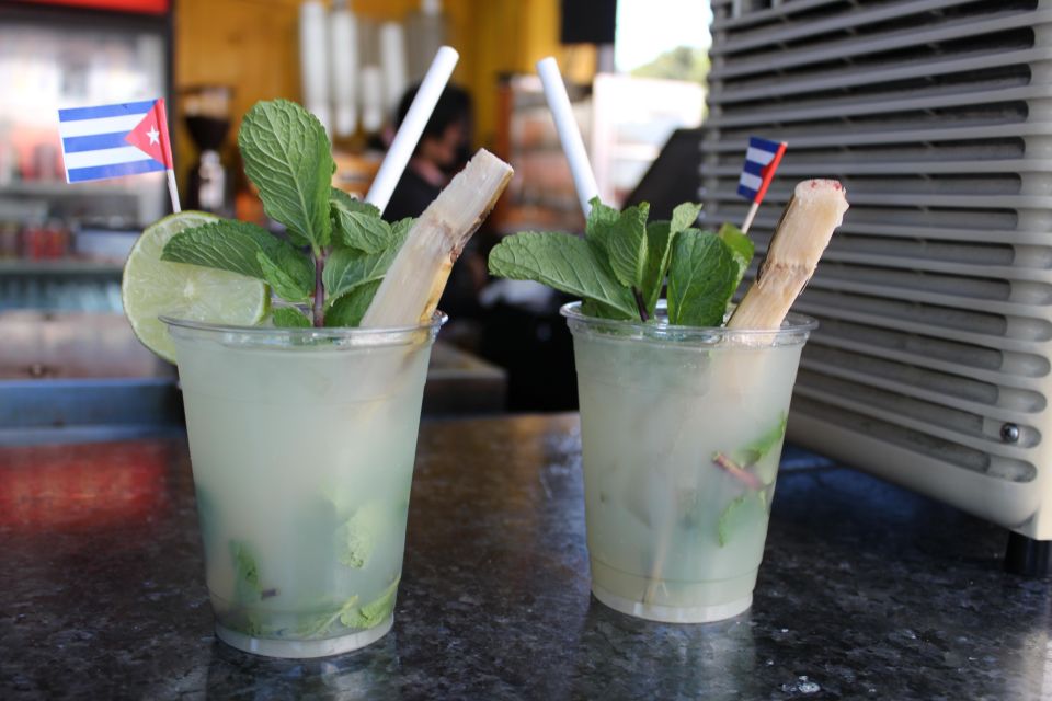 Miami Beach: Combined Sightseeing Bus and Boat Tour - Discovering Millionaires Row