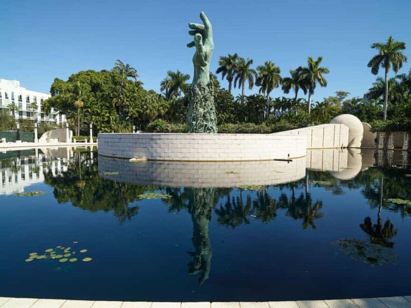 Miami Beach: Guided Tour with Expert Local Guide - The Sum Up