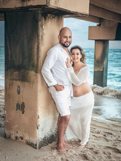 Miami Beach: Maternity Photoshoot - Transportation and Accommodations