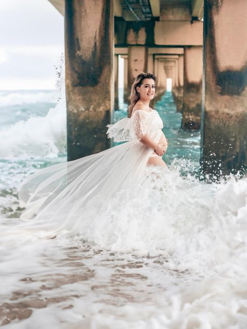 Miami Beach: Maternity Photoshoot - Stunning Coastal Backdrops