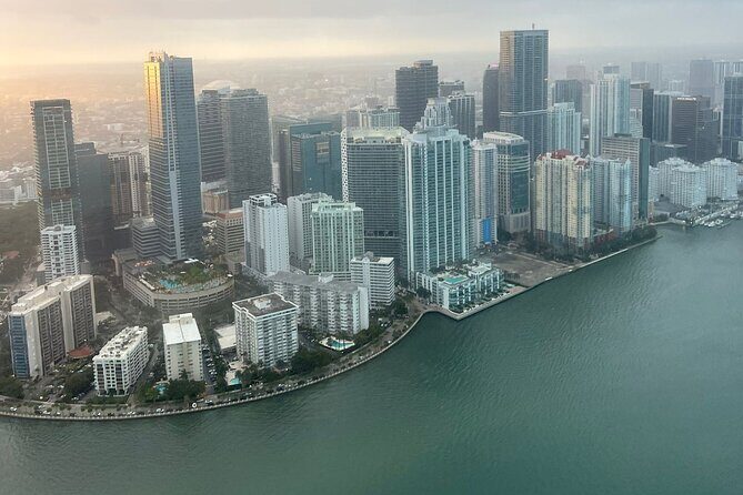 Miami Beach Night Lights Airplane Tour with Champagne 50 Mins - FAQs
