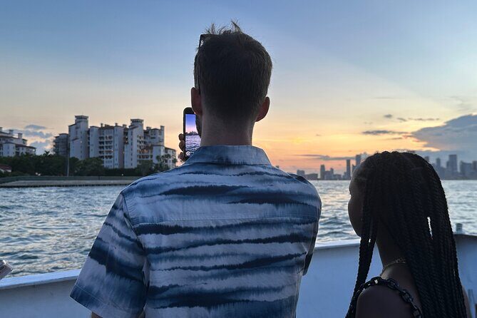 Miami City Tour & Celebrity Homes Cruise+Cuban Coffee Experience - FAQ