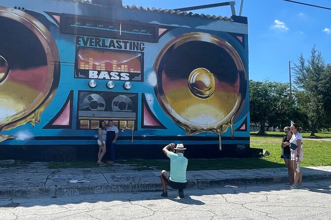 Miami Cultural City Tour, Little Havana & Wynwood Exploration - Discovering the Vibrant Wynwood Walls