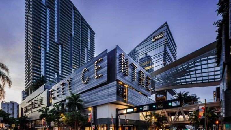 Miami: Film and TV Tour with Vizcaya Museum Entry - Analyzing the Value