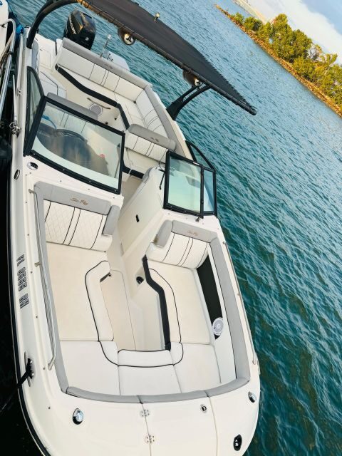 Miami: Guided Boat Tour with Champagne - An Authentic Miami Water Experience