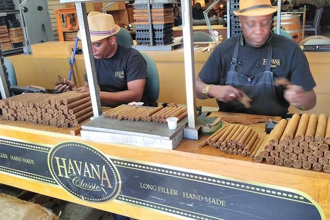 Miami Little Havana Nightlife Music Dinner and Drinks - Cuban Cigar Lounge and Arts