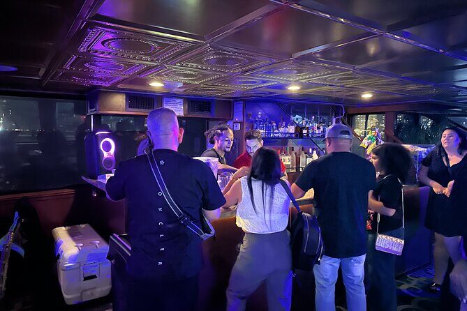 Miami New Years Nightclub Boat Party on Biscayne Bay & Cash Bar - FAQ