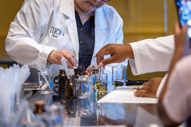 Miami Perfume Making Experience: Express Edition 30 Minutes - A Practical and Enjoyable Fragrance Adventure