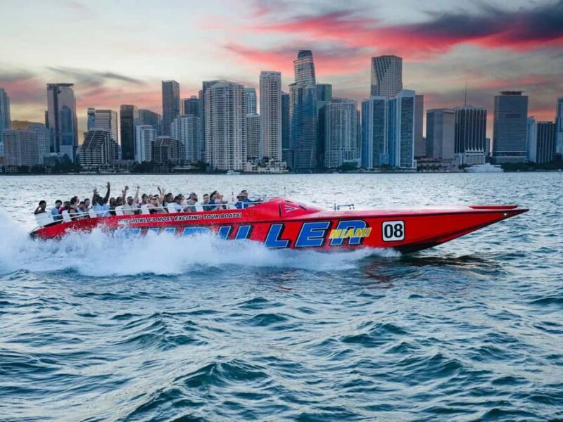 Miami: Personalized Tour: Biscayne Bay Speedboat by Pintours - An Exciting Way to See Miami