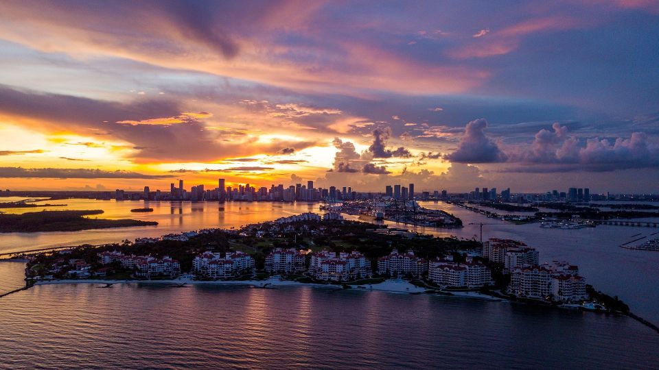 Miami: Private Romantic Helicopter Tour With Champagne - Frequently Asked Questions