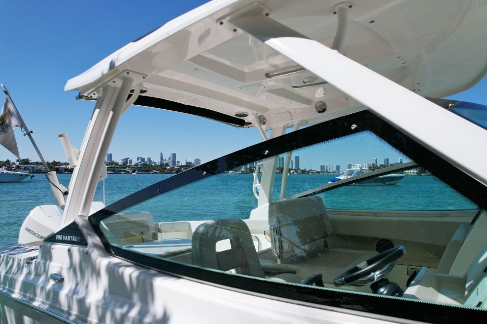 Miami: Private Star Island, Miami Skyline & Miami River Tour - Language Options